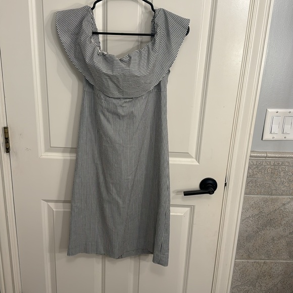 Banana Republic Dress - Picture 2 of 3